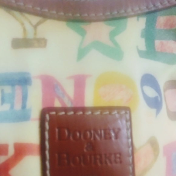 🌈Vintage Dooney & Bourke Hobo Handbag🌈 - Picture 2 of 8